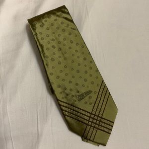 Green tie